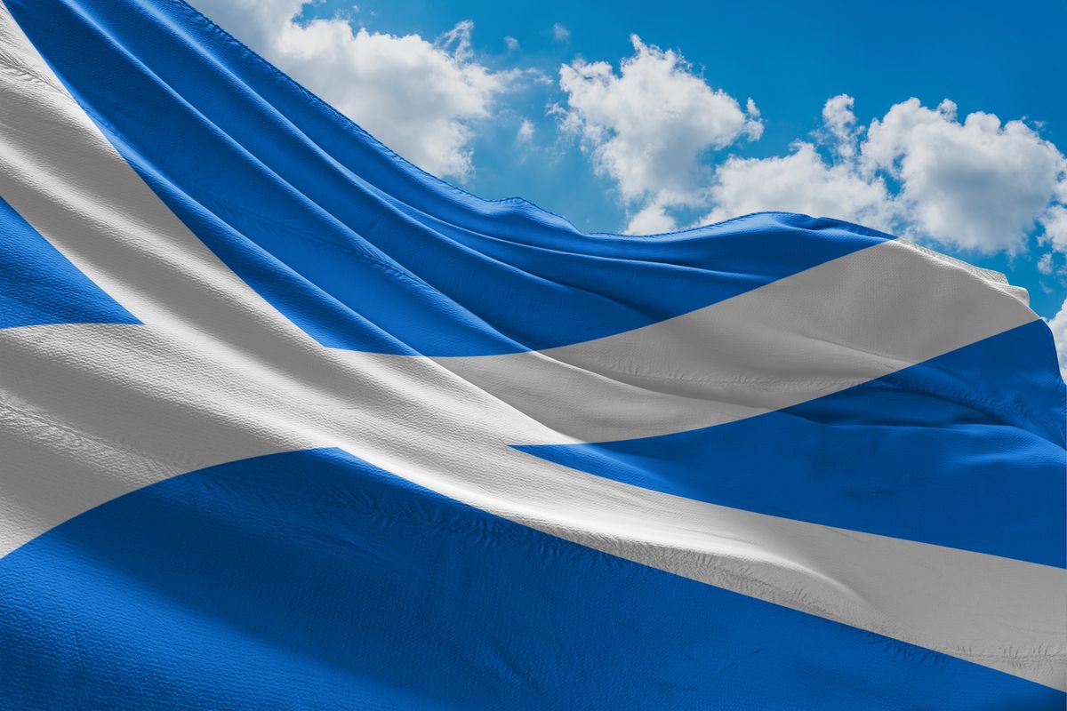 skót zászló Skócia függetlenedne az Egyesült Királyságtól – de mennyibe kerülne?