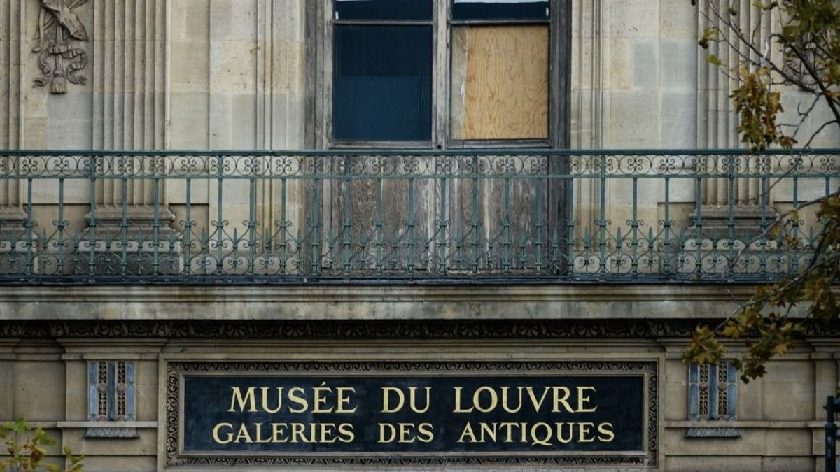 Louvre kirablása: nyilvánosságra hozták a belső jelentést, döbbenetes hibákat követtek el – "Ez így nem mehet tovább"