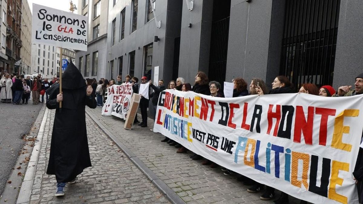 Gigasztrájk kezdődött az Európai Unió szívében, leállnak a vonatok, a repülőgépek és az iskolák: 10 milliárd eurós megszorítást akar átverni a lakosságon a kormány – ez a válasz 