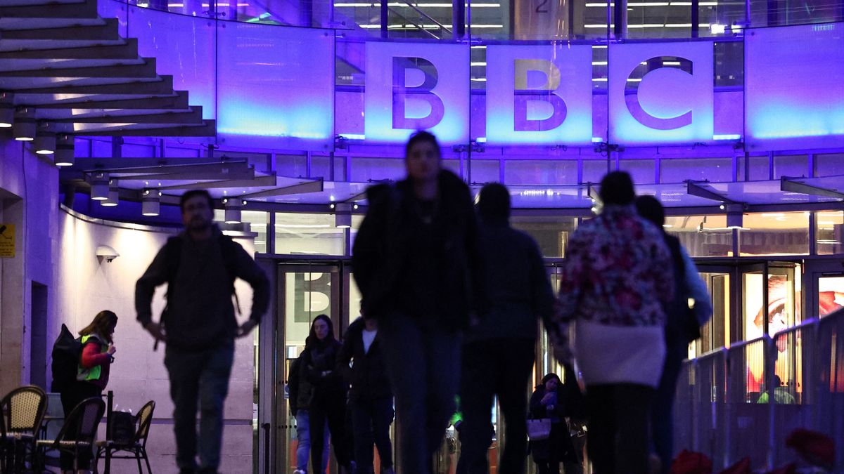 Ennyit követel Trump a BBC-től, Magyarországon nagyvállalatot lehetne venni érte