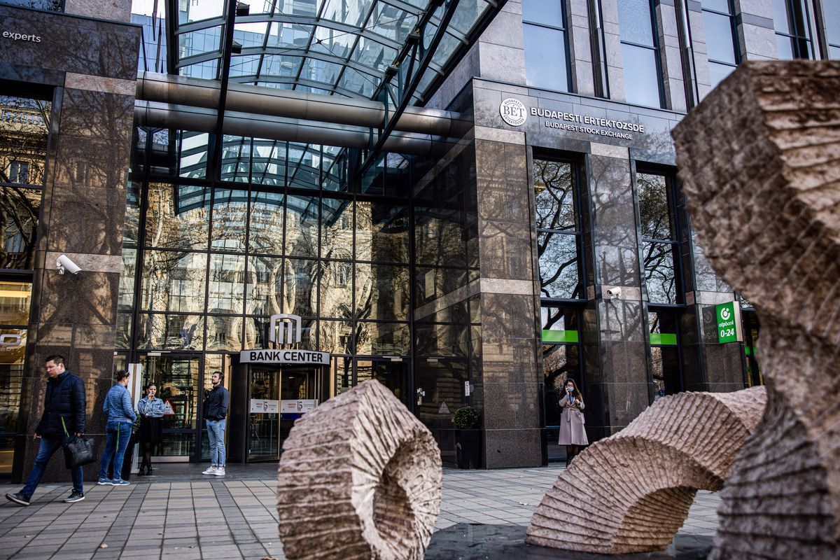 Forint árfolyam: az erősödés az állampapíroktól ered, és a részvényekre is átragadhat – az okok és a kockázatok cikkeink sorozatában olvashatók