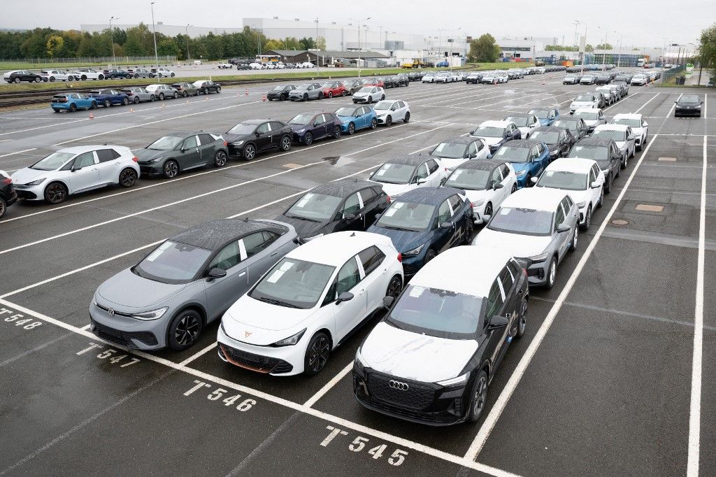 Volkswagen plant in Zwickau - Car summit