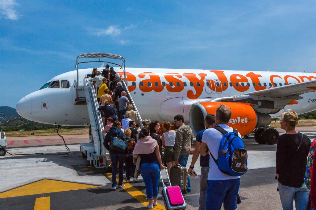 FRANCE. CORSE-DU SUD (2A) AJACCIO- NAPOLEON BONAPARTE AIRPORT. EASY JET AIRBUS A320 DEPARTURE