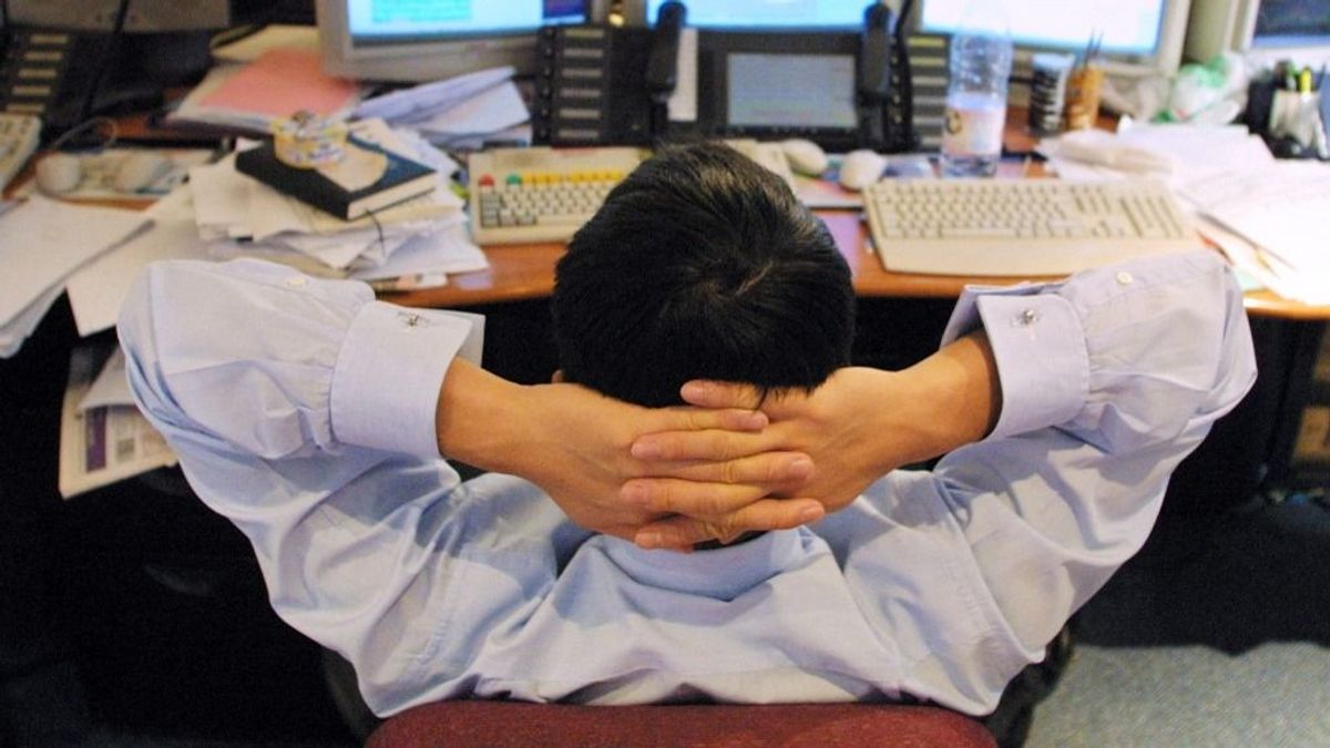 Páni félelem hajtotta szakadékba a részvényeket, csak a Richter bírta a nyomást 