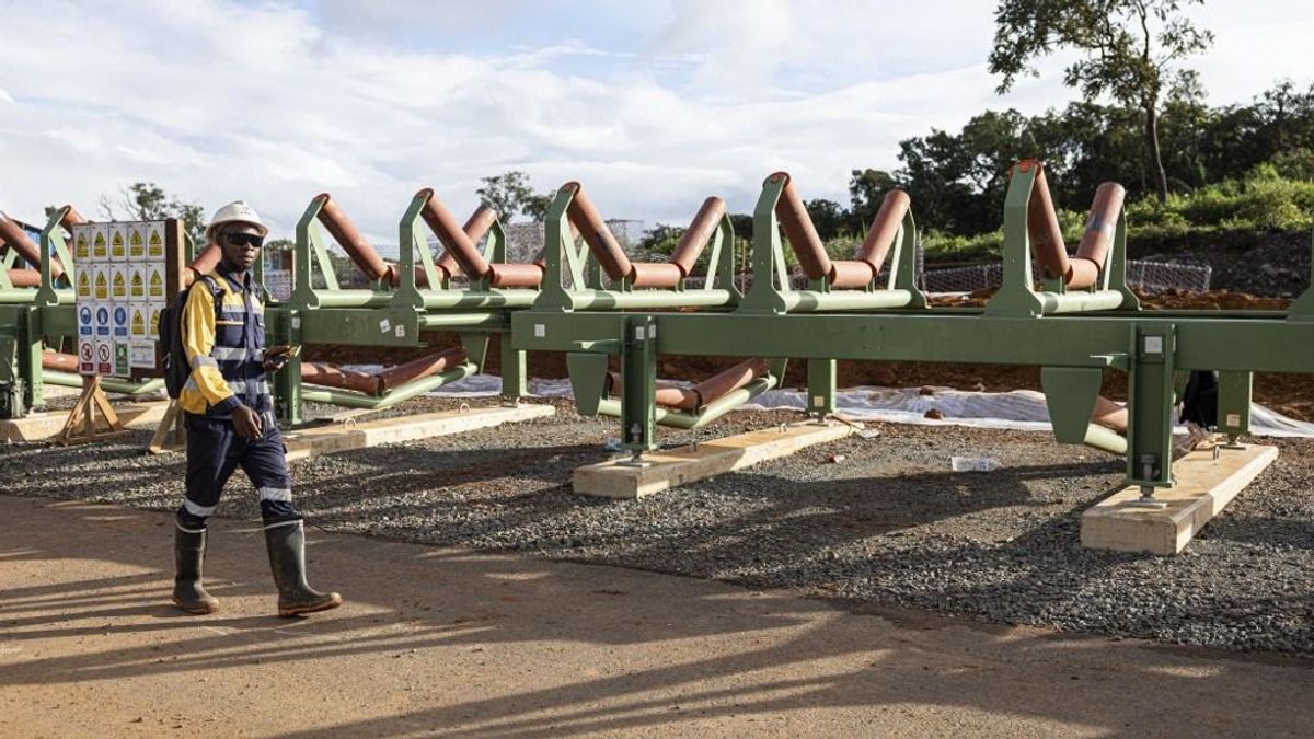 Kína a világ utolsó nagy vasérclelőhelyét is megszerezte – lerakva ezzel egy ország fejlődésének alapjait 