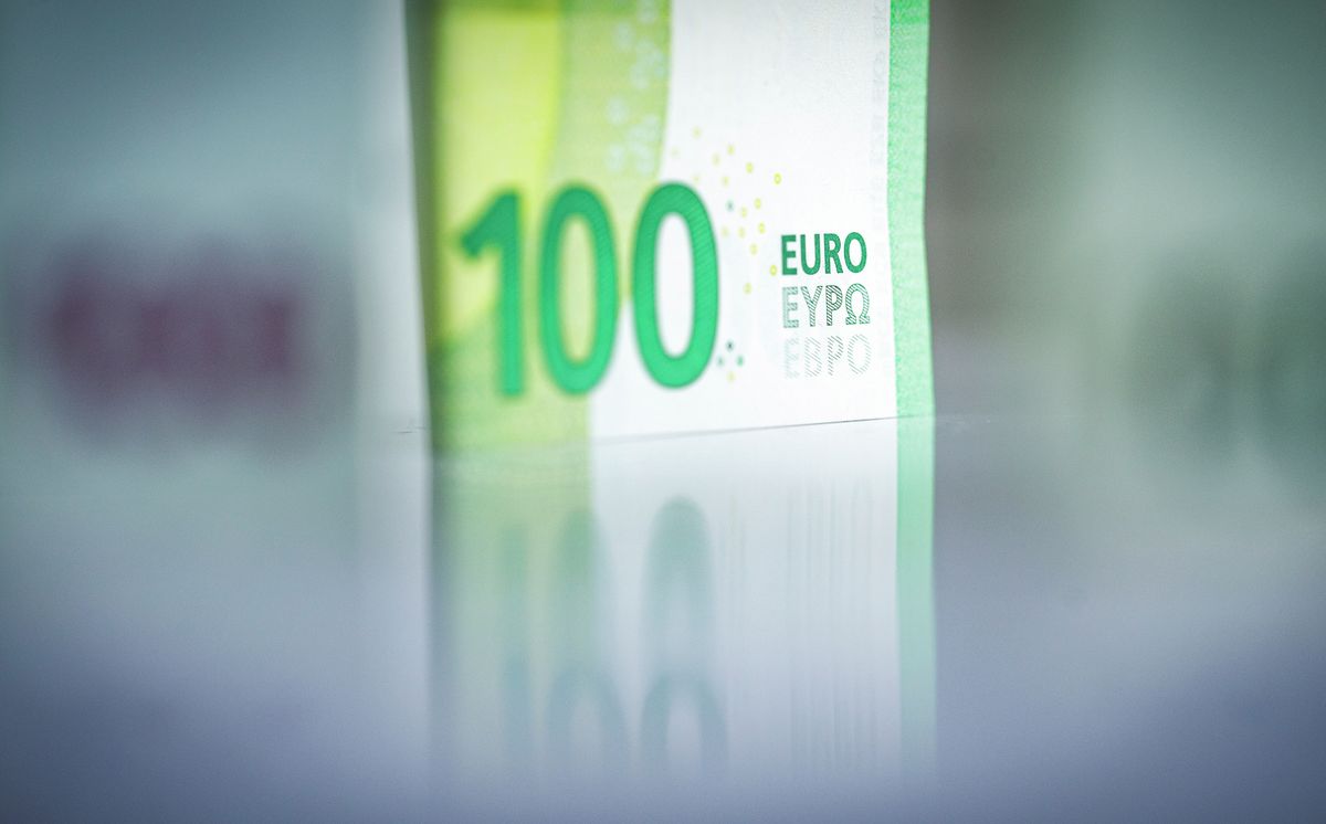 20251007_euroForint_003_VZ