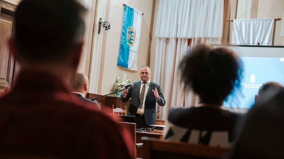 Most mutatták meg először Magyarország új négysávos gyorsfargalmi útját: két régiót kötnek össze vele – itt hasítja majd át a Tiszántúlt 