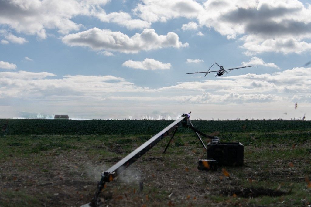 UKRAINE - DRONE - OPERATION Az ukrán erők csapást mértek egy oroszországi petrolkémiai üzemre. A csapás következtében tűz ütött ki a gyár egyik üzemanyag-adalékot előállító egységében. Fatális támadást indítottak Zelenszkijék, így fojtanák meg végleg az oroszokat – ez a veszteség nagyon fájhat Moszkvának Ukrajna