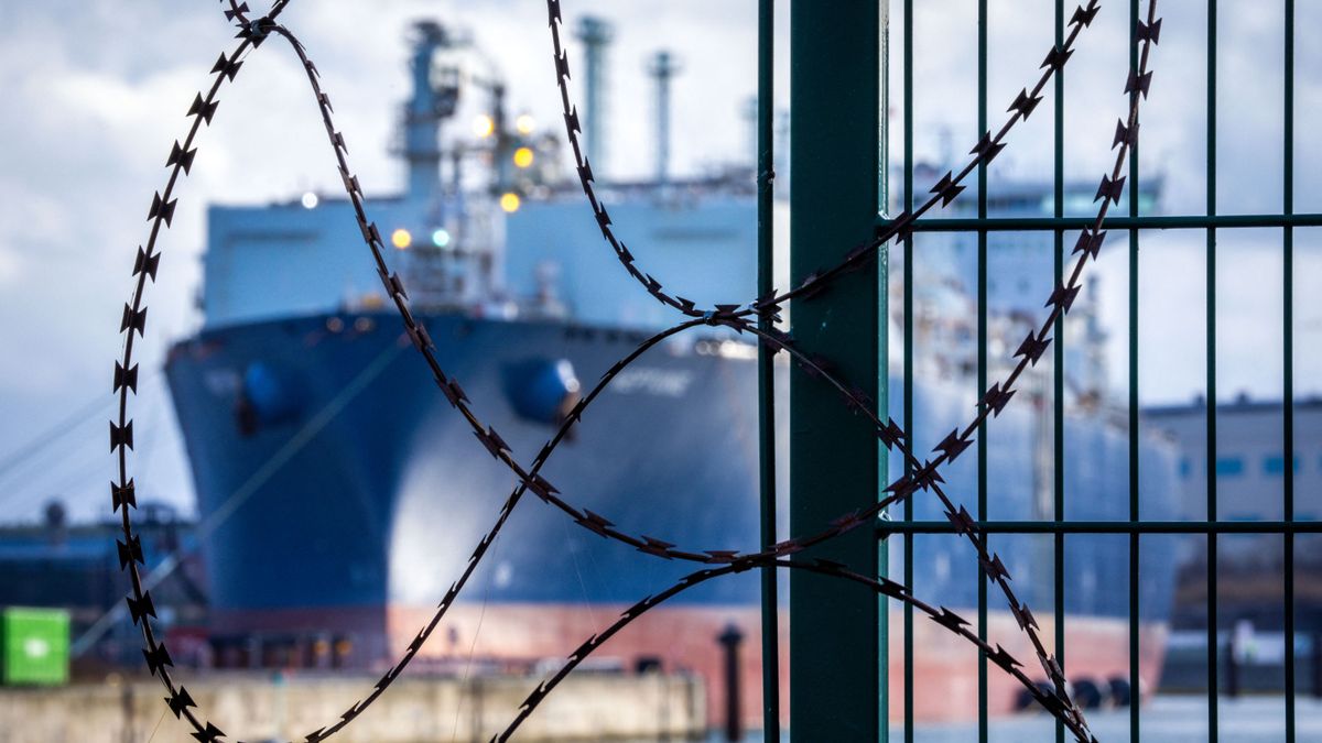 Commissioning of the LNG terminal on the Baltic Sea orosz gáz