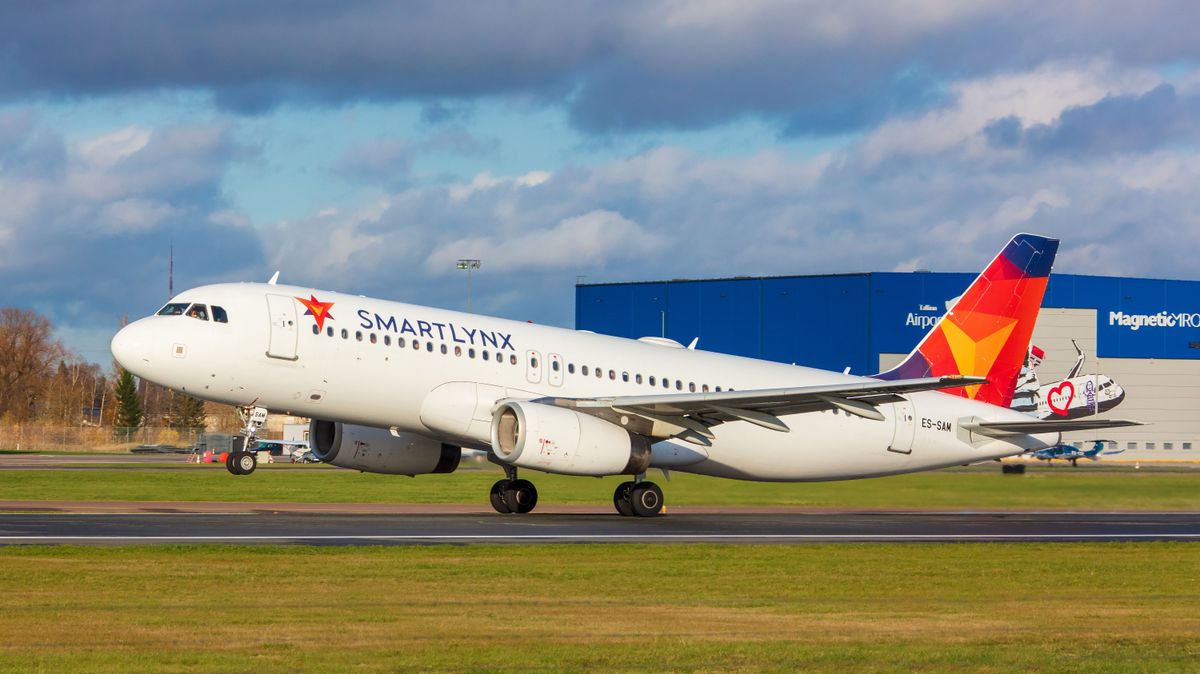 SmartLynx Airlines, Tallinn,,Estonia,-,October,19,,2019:,Airbus,A320-232,Aircraft,Es-sam