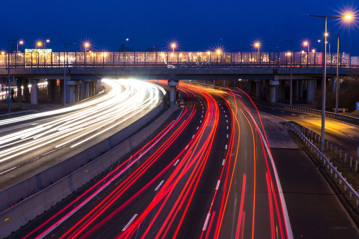 Forgalomkorlátozás várható két autópályán is Budaors,,Hungary,-,Jan,12:,Red,Tail,Lights,And,Traffic