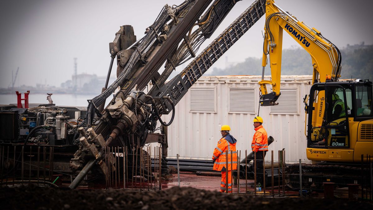 Gyorsan épül Magyarország új kikötője: brutális, amit megmozgatnak – feltöltik a tengert, csak így bírja majd a terhelést 