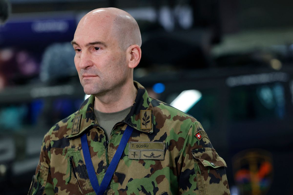 Thomas Suessli altábornagy, hadsereg, Svájc