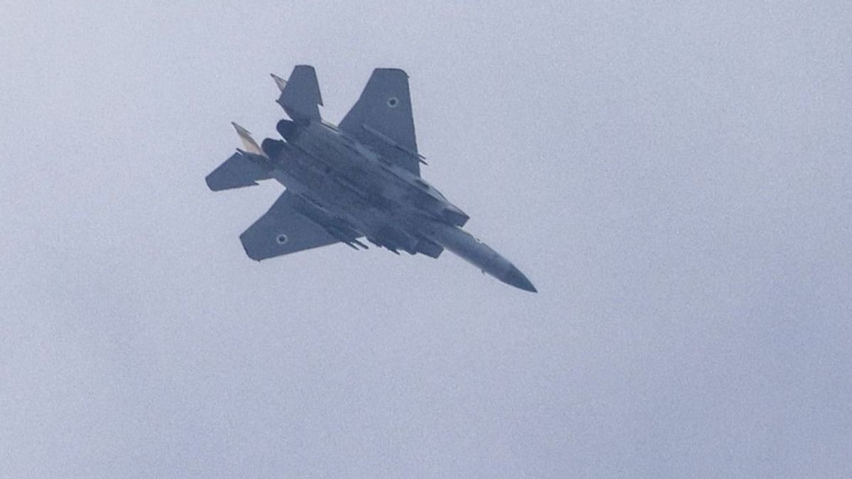 Óriási amerikai vadászgép-üzletet kötöttek: legyőzhetetlen harci repülőket adott el a Pentagon 8,6 milliárd dollárért – videón, mire képes az F-15 