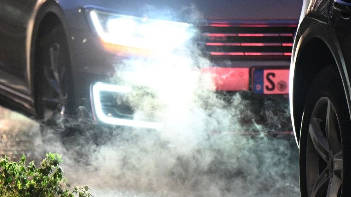 Itt a vége: meghozta a döntést az EU a benzines és dízeles autók betiltásáról, nem akárki jelentette be - totális hátraarc, győztek a németek 