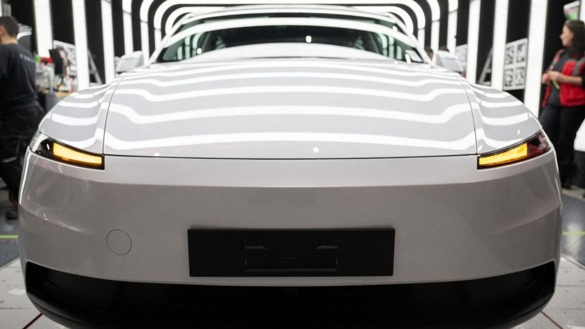 Tesla: önvezetővé váltak a részvények, újra lelkesednek Elon Muskért a befektetők 