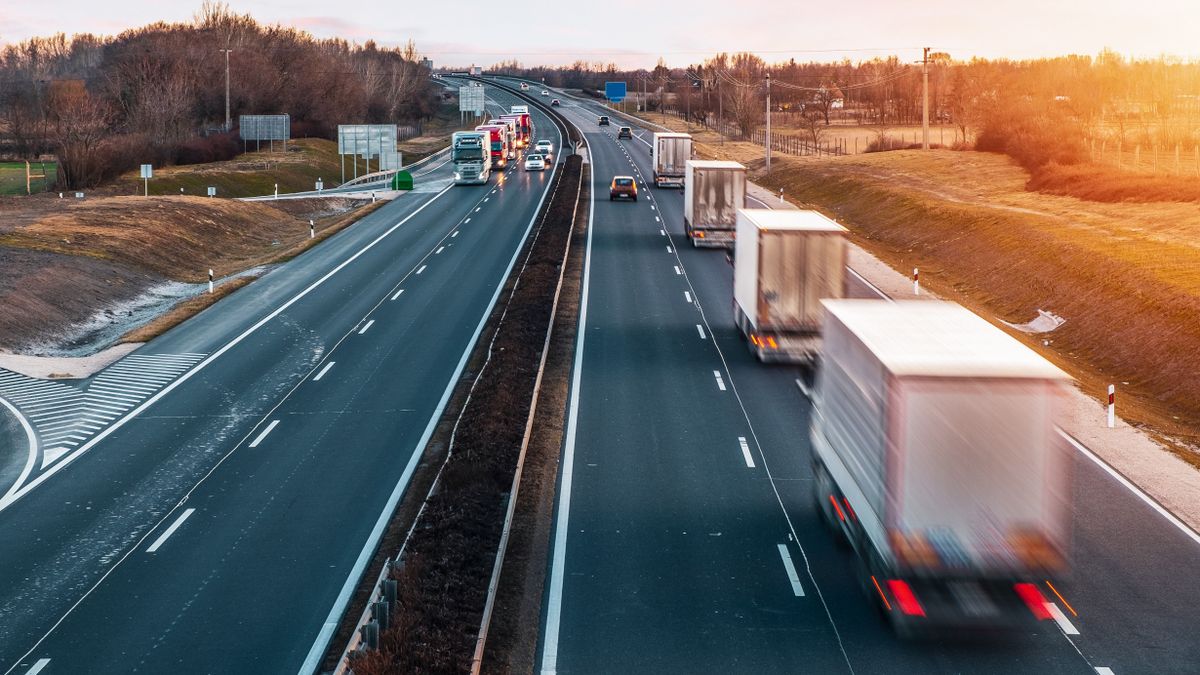 Megismétlődhet az útdíj-sokk: másfélszeresére nőnek a díjak a főútvonalakon januártól 