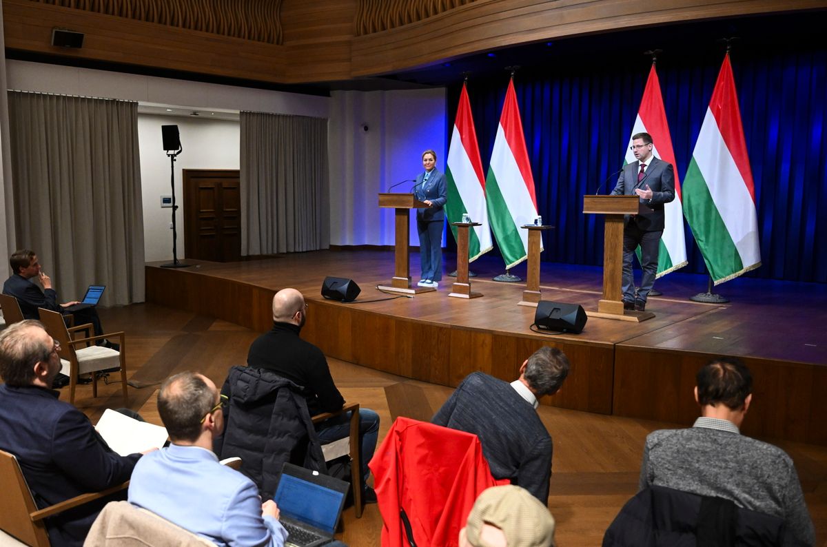 GULYÁS Gergely; VITÁLYOS Eszter