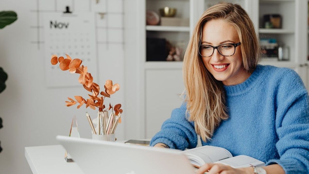 Miért fontos tényező a munkavállalók öröme egy vállalat számára? (X)