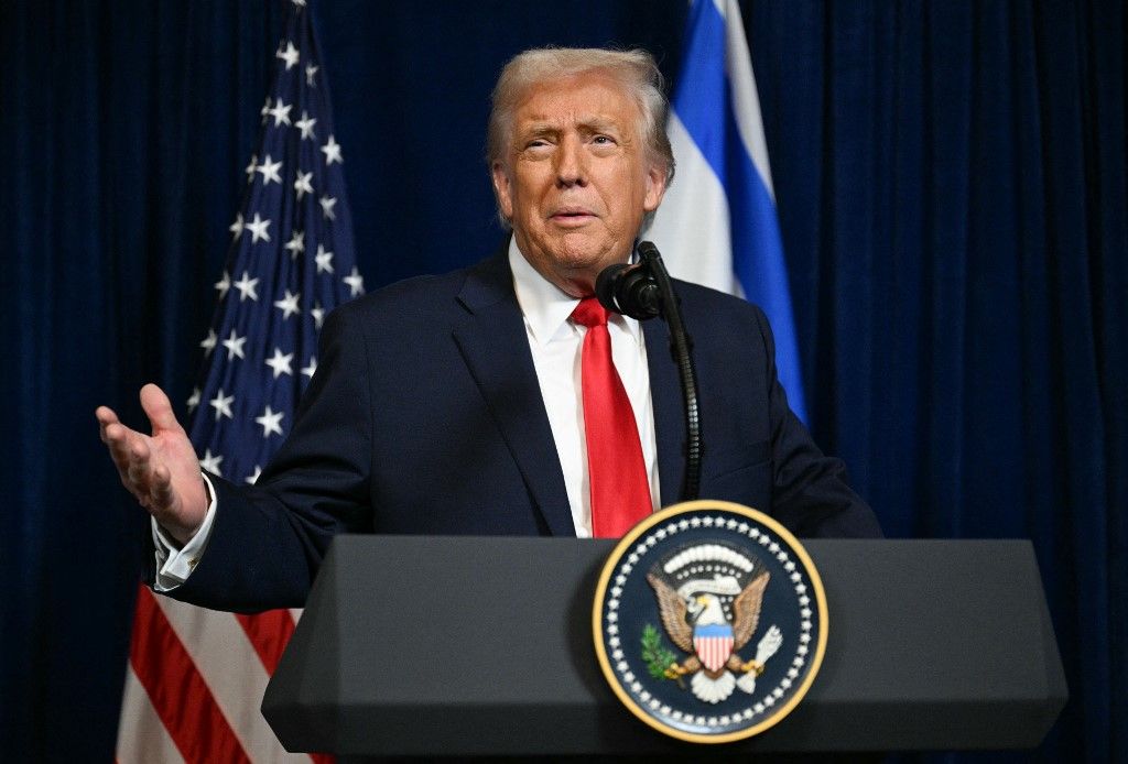 Donald Trump amerikai elnök
Amerikai Egyesült Államok USA