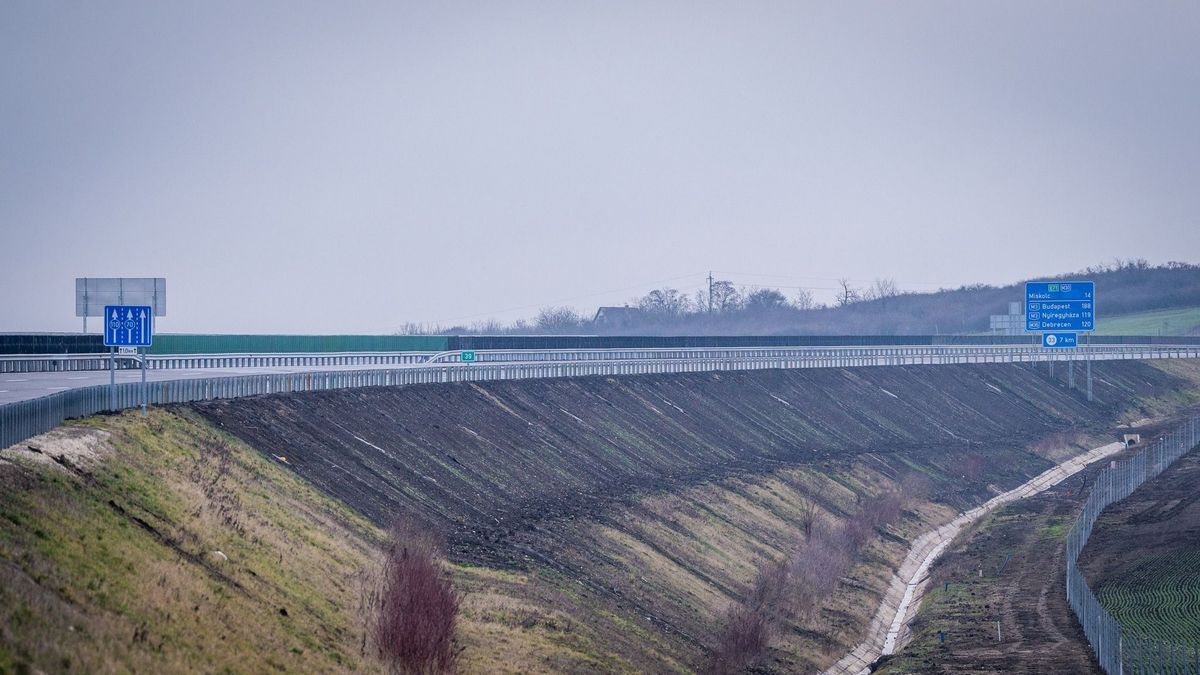 Meglepő bejelentés: órákon belül átadják Magyarország legjobban várt autópályáját – mostantól teljes az összekapcsolás Szlovákiával 