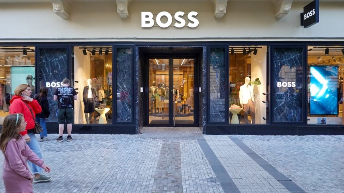 Lötyög a zakó a Hugo Bosson, de az új Hervis-tulajdonos hamarosan újragombolja – fájdalmas művelet lesz 