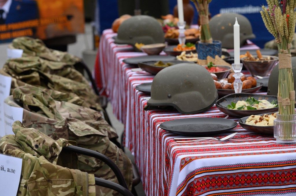 Ukrajna megemlékezés Varsó
orosz-ukrán háború, hős