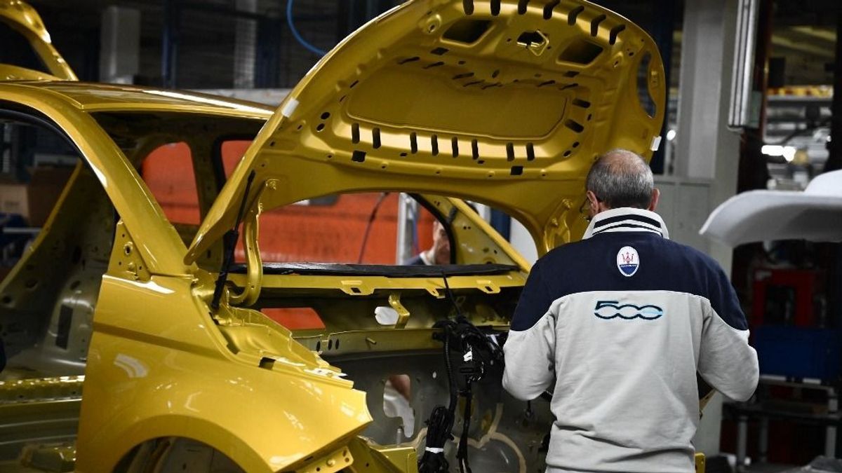 Rátámadt az egyik legnagyobb autógyártó az EU vezetőire, a németek katasztrófát emlegetnek: "Amit tettek, az nem segítség, így nem csinálunk beruházásokat Európában" 