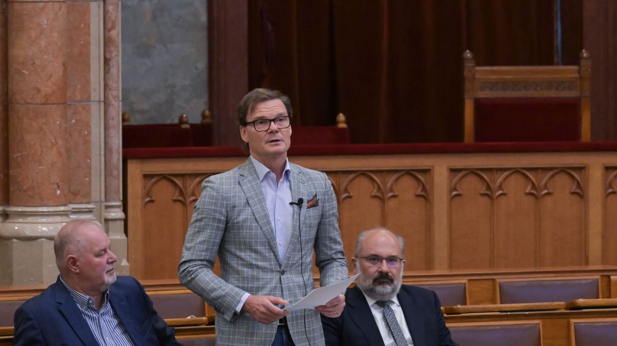 BÁNKI Erik tisza-csomag