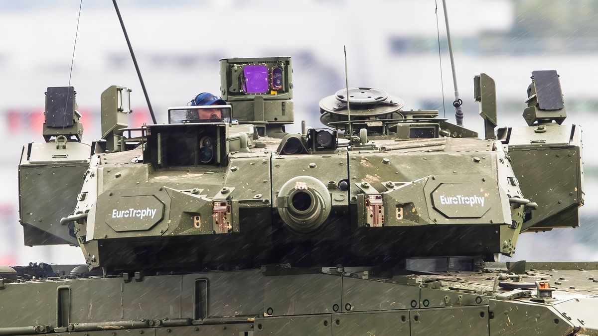 A szomszédban már el is költötték, amire Magyarország vár – elképesztő haderőfejlesztés jön, a legrosszabbra is felkészülnek 