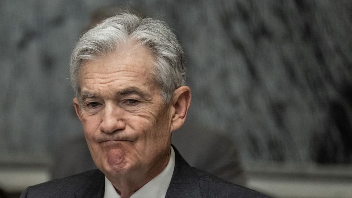 Sorsdöntő nap a tőkepiacokon: merre indul tovább az amerikai jegybank? - Powell soha nem volt még ilyen nehéz helyzetben 