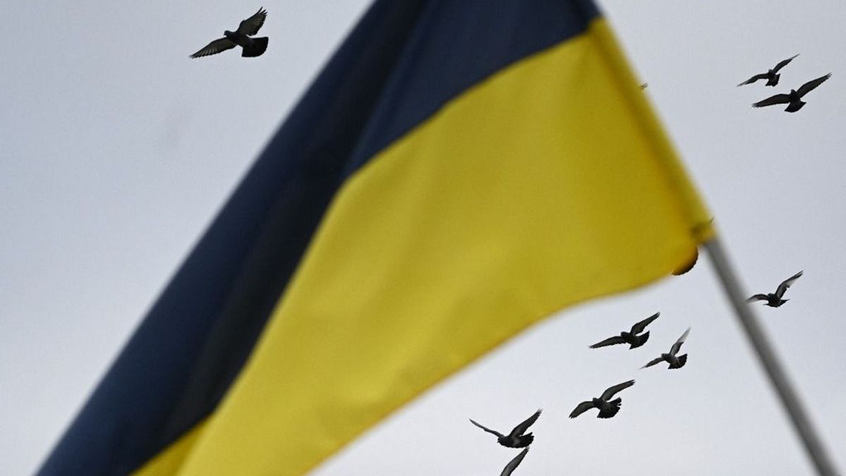 Putyin tombolhat: orosz partizánok árulták el az orosz hadiszállítmányt az ukránoknak, két óriáshajót kilőttek a nyílt tengeren – Moszkva retteg a "Fekete Szikrától" és a "Szellemektől"