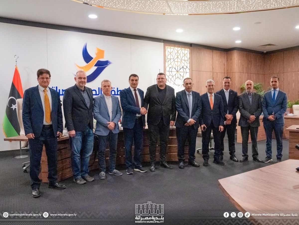 Rotary, Líbia, cement, magyar