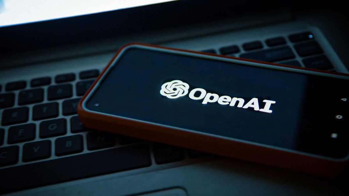 Az OpenAI több kutatója lemondott, miután kiderült, hogy a gigacég cenzúrázza a mesterséges intelligencia gazdasági hatásait vizsgáló kutatásokat. Fotó: Unsplash