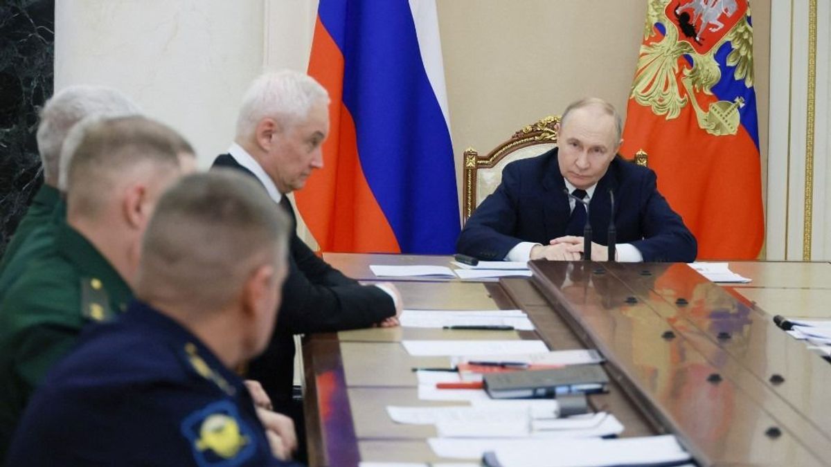 Ennek csúnya vége lehet: már sorakoznak a nagyhatalmak Zelenszkijék ellen, Trump bedühödött – KIjev néz maga elé, kezdik érezni, hogy mit tettek 