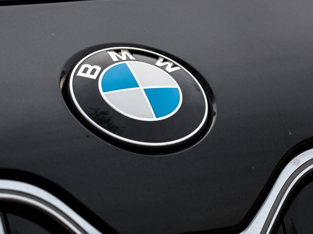 Consumption And Finance In Poland Nagyon jól járt a magyar rendőrség a debreceni BMW-gyárral, csúcsmodelleket kaptak a járőrök: "Ezek elől nem érdemes menekülni" – videón, hogyan álltak szolgálatba