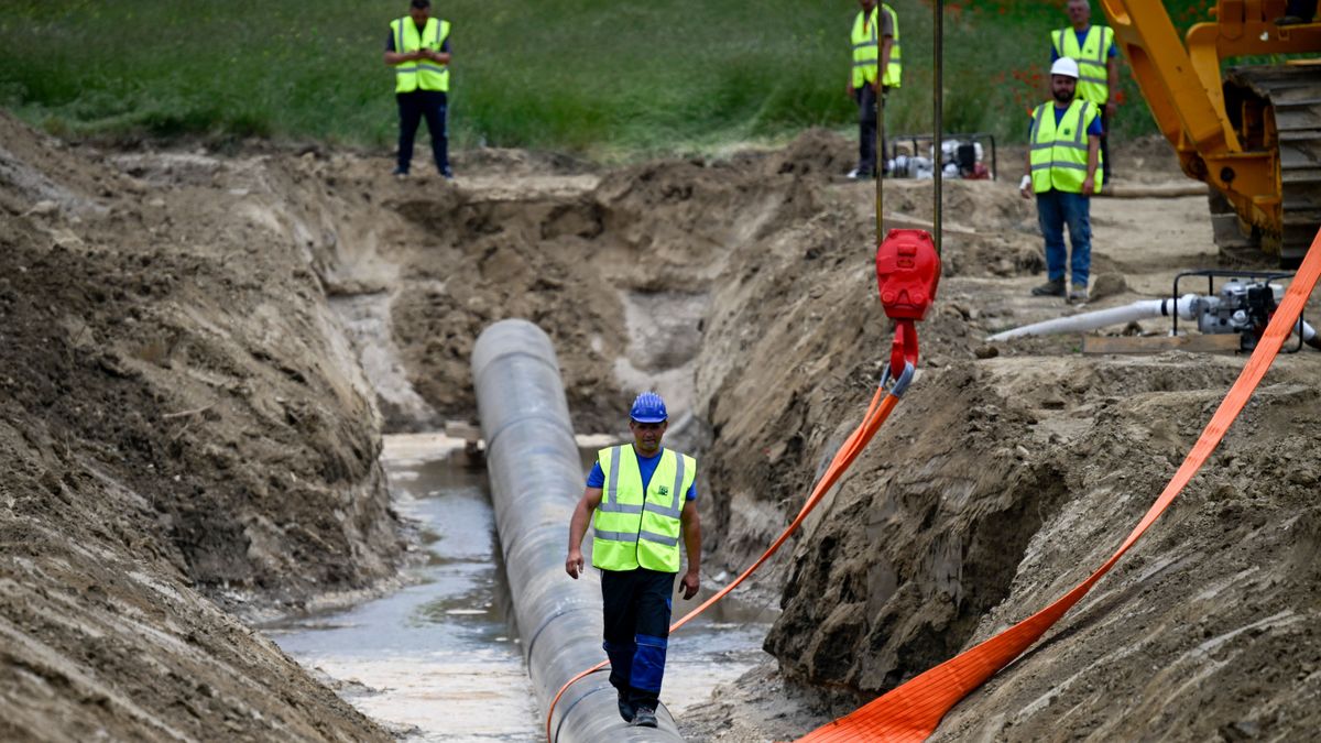 Lehet irigykedni: kenterbe veri a magyar minimálbér a románt – itt vannak a pontos összegek, mennyivel több a nettó 
