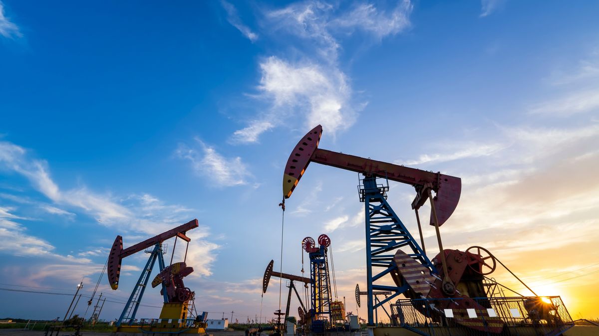 kőolaj, oil, olajkút