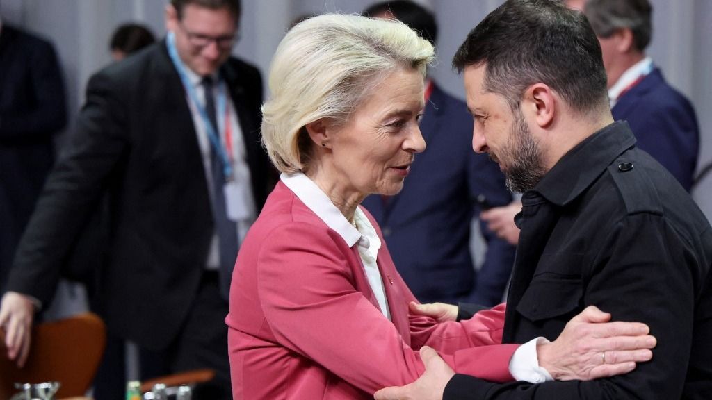 Volodimir Zelenszkij Ursula von der Leyen hitelgarancia