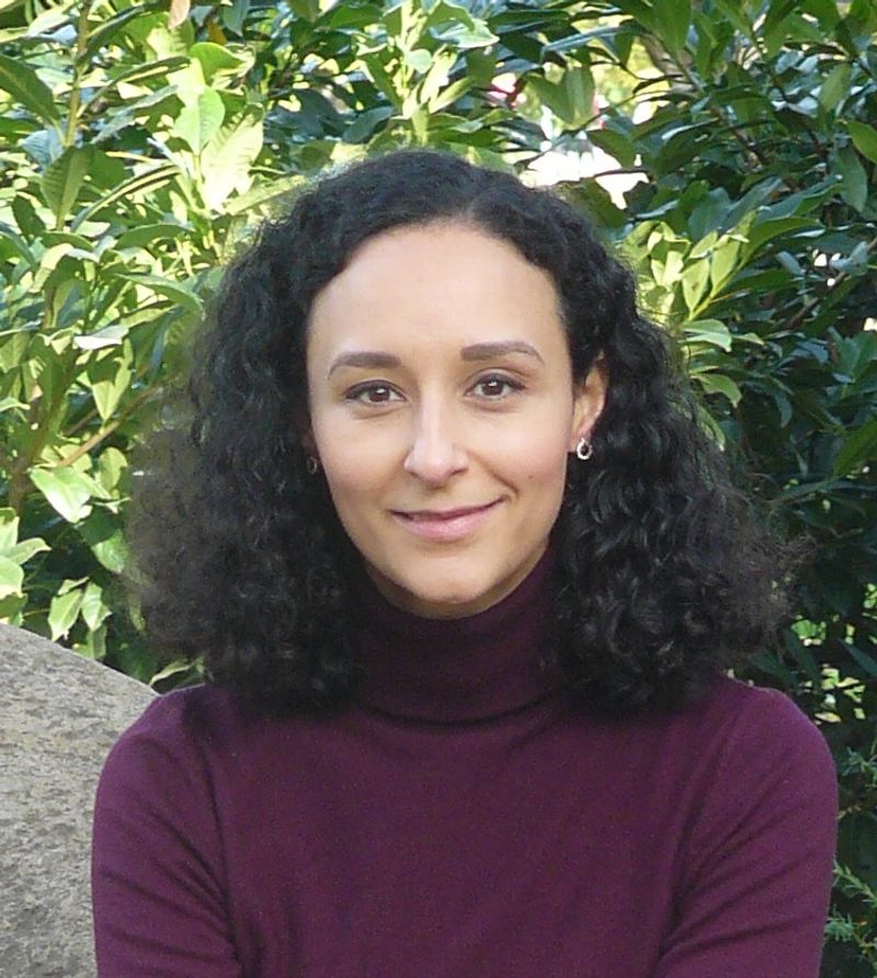 dr. Debisso Kinga szerző profilképe