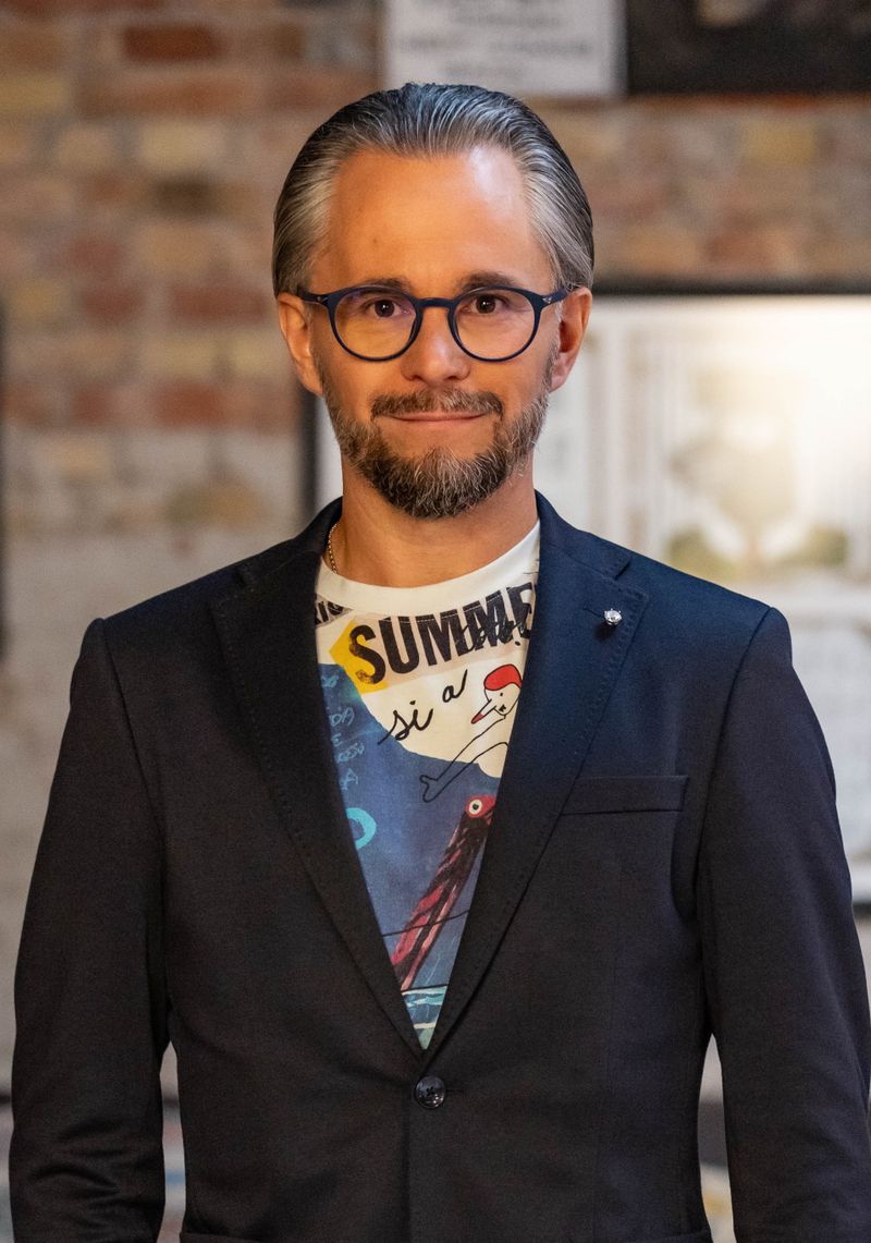 dr. Ragány Zoltán szerző profilképe