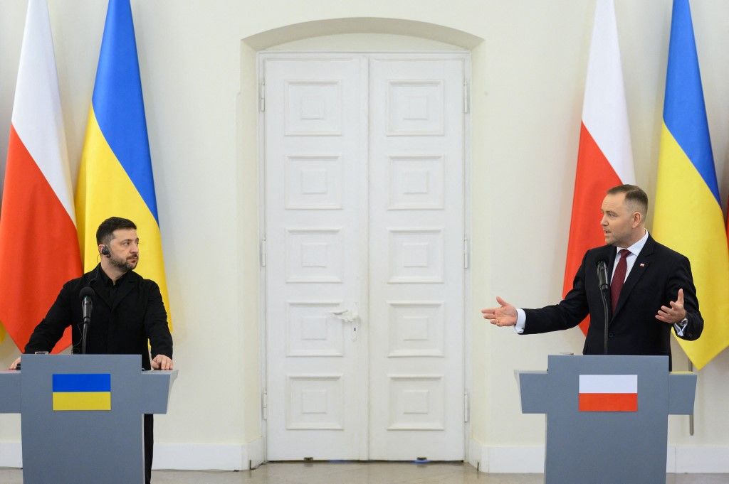 Polish President Karol Nawrocki Bilateral Meeting With Ukraine's Volodymyr Zelenskyy. Így már mindent értünk, őrült üzlet a láthatáron: ezért támogatja Lengyelország körömszakadtáig Ukrajnát – az ő cégei építhetik újjá