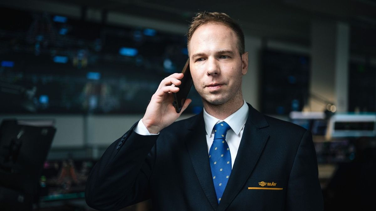 Nem is gondolnánk, milyen praktikákat vet be egy eldugott MÁV-os csapat, hogy az utasok célba jussanak