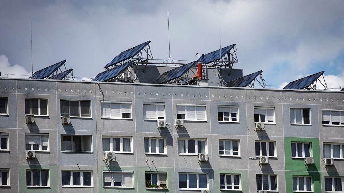 Gigatámogatás segíti a napelemesek energiatárolását, százmilliárdos program veszi kezdetét - sorra derülnek ki a részletek 