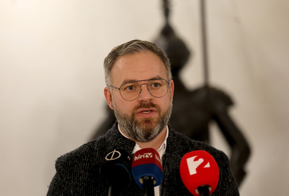 Orosz-EU háború, ORBÁN Balázs; KONCZ Zsófia