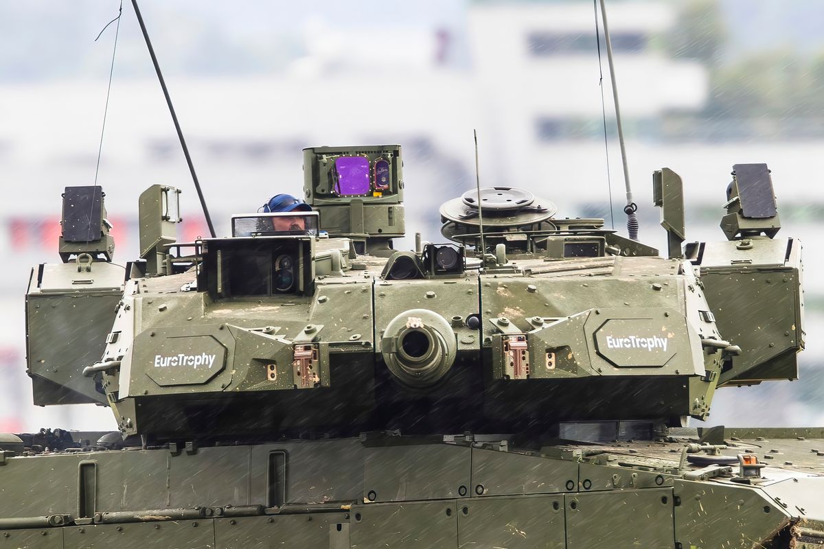 Ostrava,Czech,Republic,2022-09-15,Leopard,2a8,Tank,With,Trophy,Aps