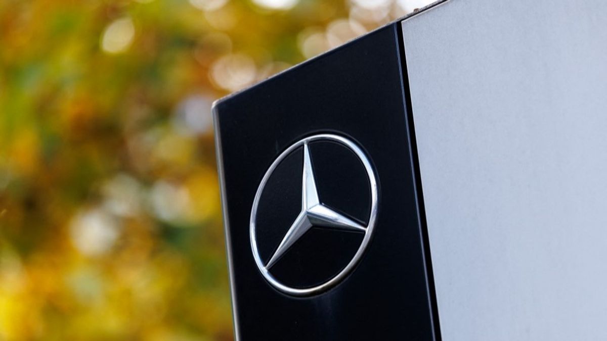 Baklövésre készül a Mercedes, erre a modelljére lasszóval kell majd fogni a vevőt 