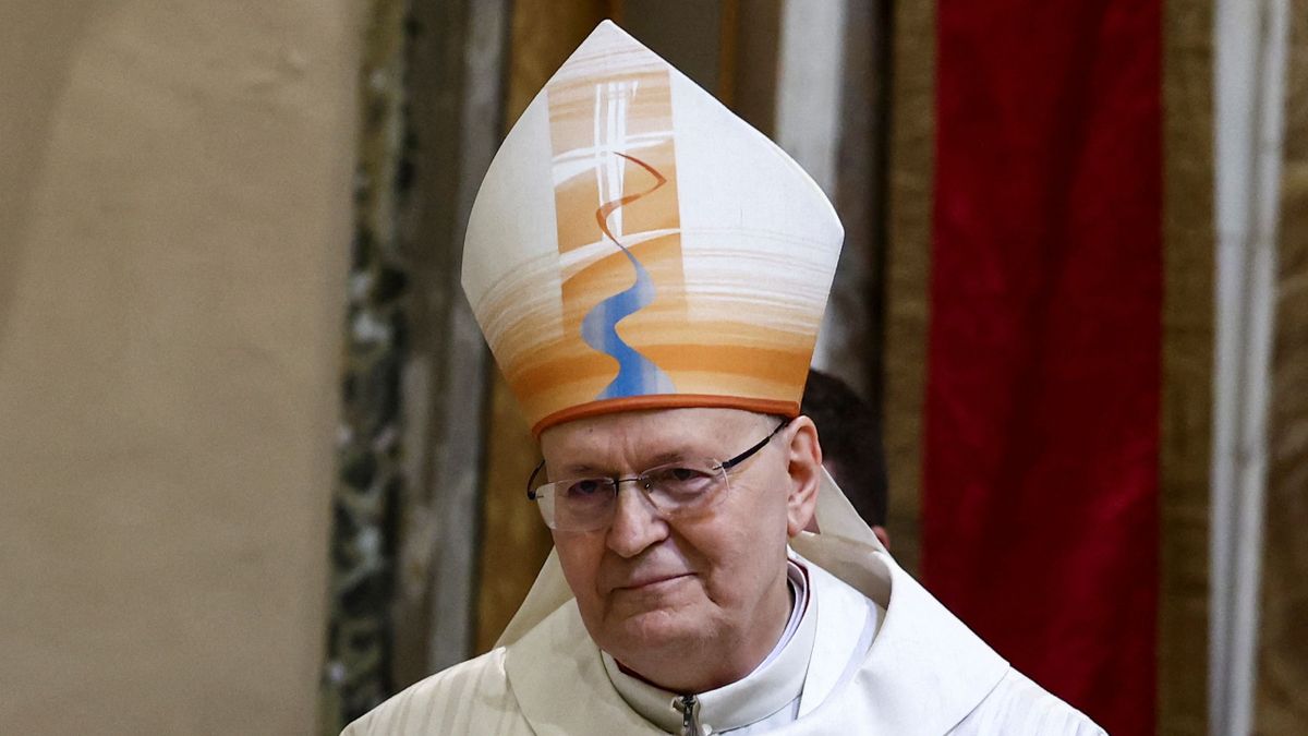 Mi lett volna Erdő Péter neve pápaként; Merz összetörte Zelenszkij álmát: csak a háború után lehet szó Ukrajna uniós csatlakozásáról – legolvasottabb közéleti híreink áprilisban