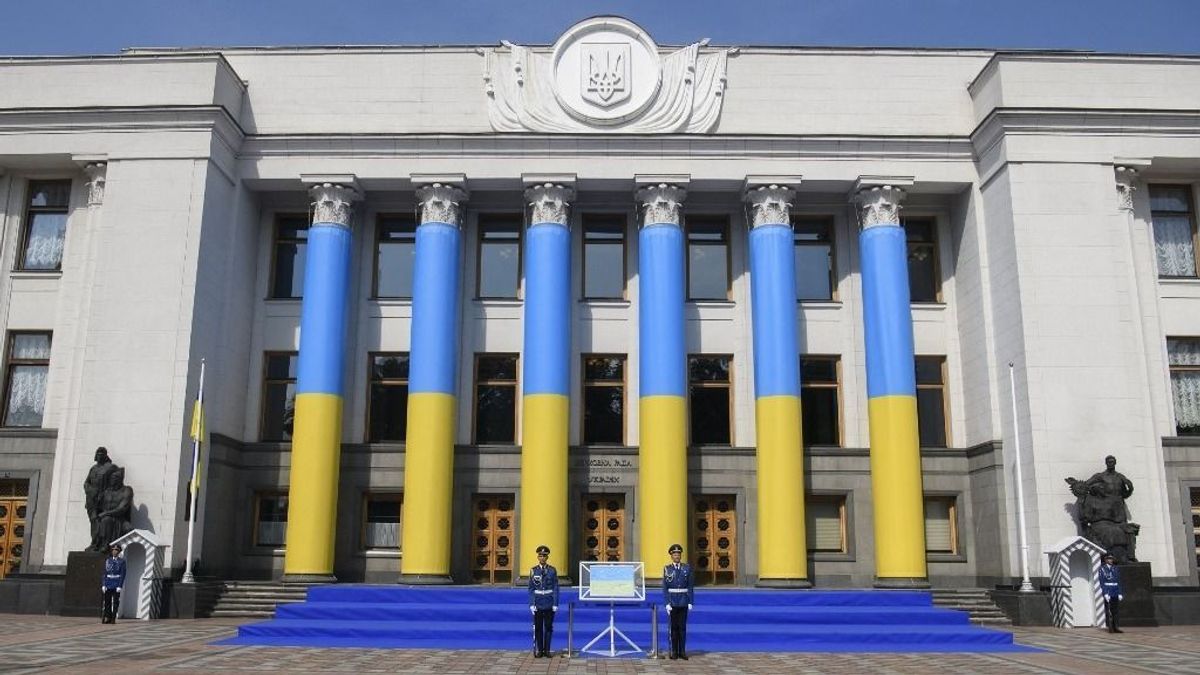 Elfogadták Ukrajna 2026-os költségvetését: ekkora hiányt ritkán látni Európában – a kiadások 60 százaléka a hadseregre megy 