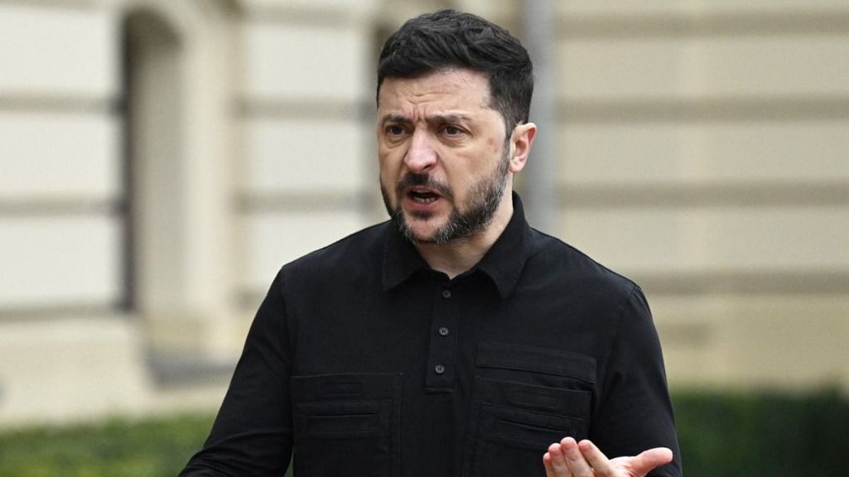 Kiszivárgott az EU legfőbb vezetőinek titkos telefonhívása: ezt gondolják valójában Zelenszkijről és Trumpról – "Volodimirnek rendkívül óvatosnak kell lennie a következő napokban" 